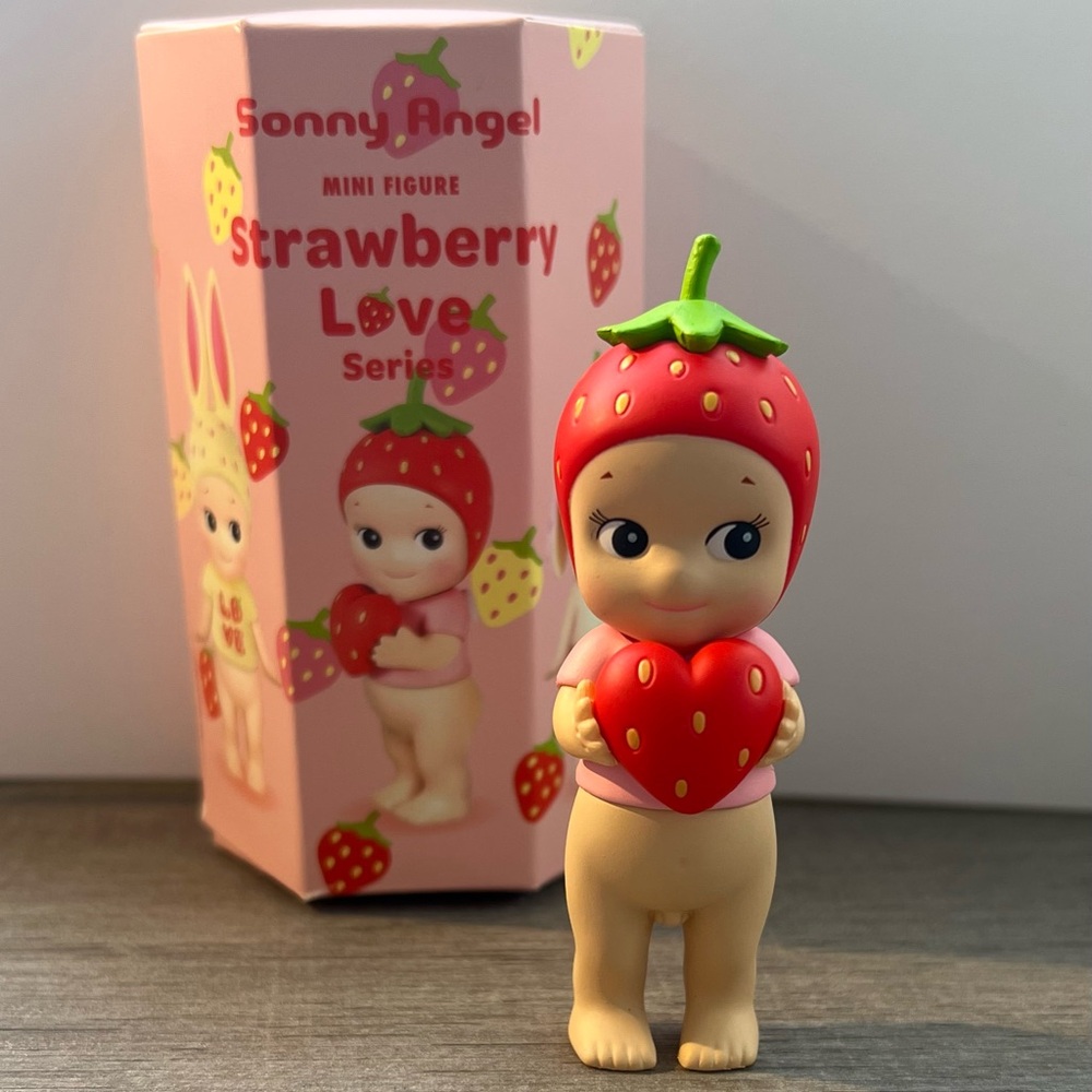 Sonny Angel Strawberry Love Series - Strawberry Authentic